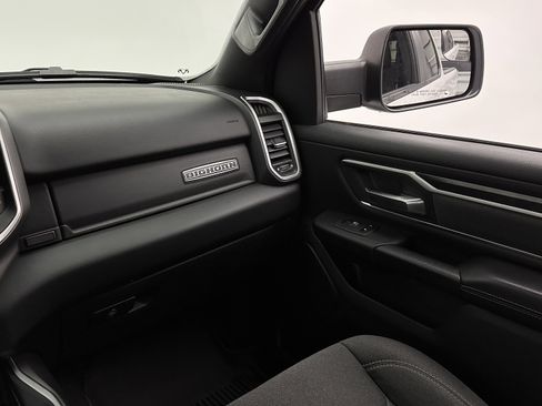 Used 2022 RAM 1500 Big Horn AWD/4WD image 29