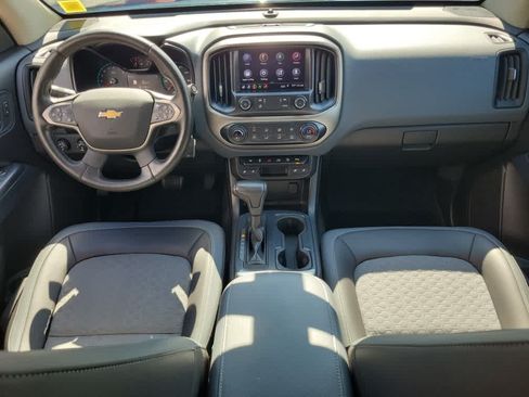 Used 2021 Chevrolet Colorado Z71 AWD/4WD image 10