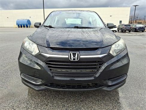 Used 2017 Honda HR-V LX image 6