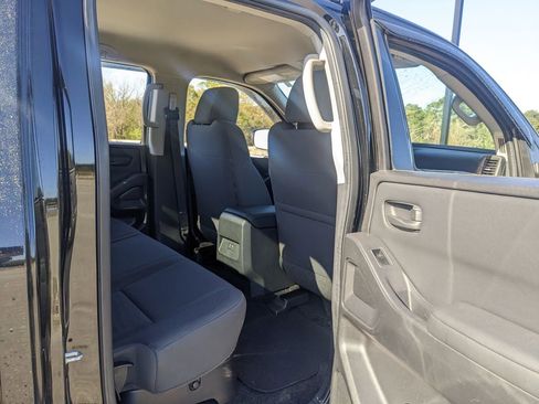 Used 2022 Nissan Frontier S w/ Technology Package image 40