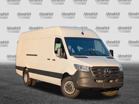 New 2025 Mercedes-Benz Sprinter 3500 image 2