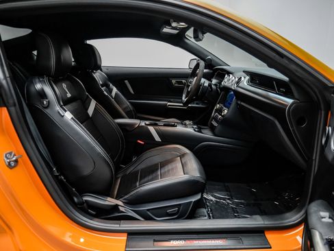 Used 2021 Ford Mustang Shelby GT500 w/ Technology Package image 55