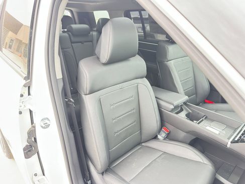 New 2025 Hyundai Santa Fe Limited image 30