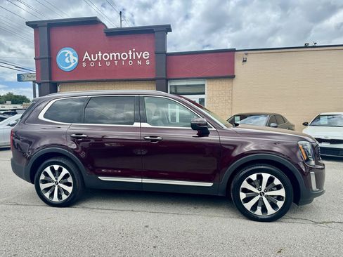 Used 2020 Kia Telluride S AWD/4WD image 6