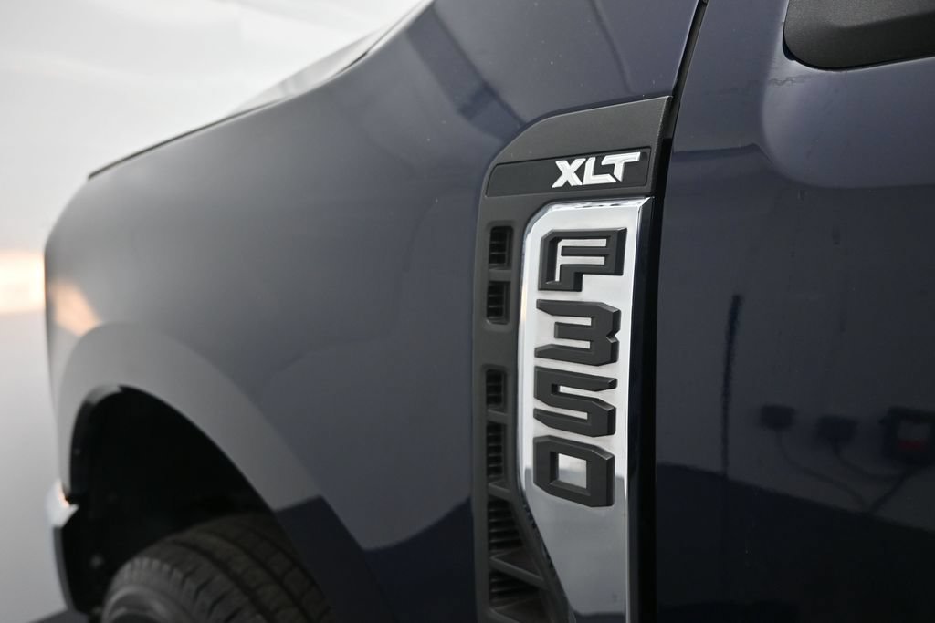 Used 2025 Ford F350 XLT AWD/4WD image 39