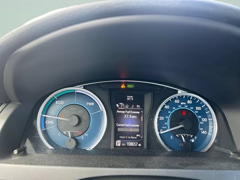 Used 2017 Toyota Camry XLE w/ Moonroof Package FWD image 21