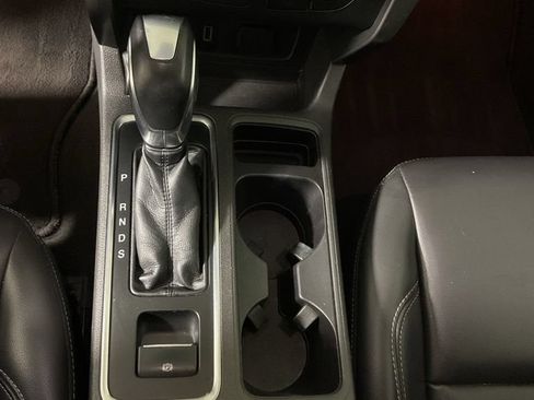 Used 2019 Ford Escape SEL AWD/4WD image 31