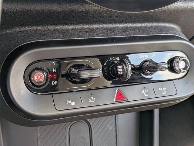 Used 2025 MINI Cooper 2-Door Hardtop FWD image 12