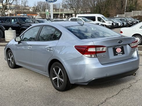 Certified 2022 Subaru Impreza Premium image 8