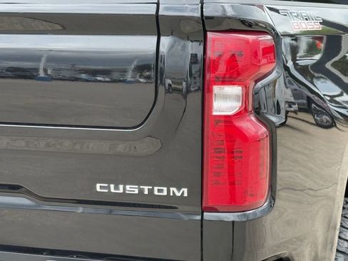 Used 2023 Chevrolet Silverado 1500 Custom Trail Boss image 8