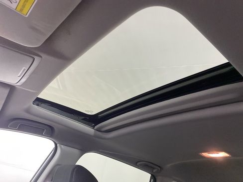 Used 2018 Honda CR-V EX image 17