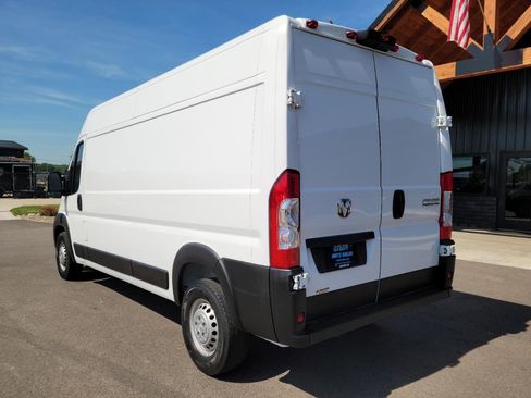 Used 2024 RAM ProMaster 2500 w/ Power Group FWD image 6