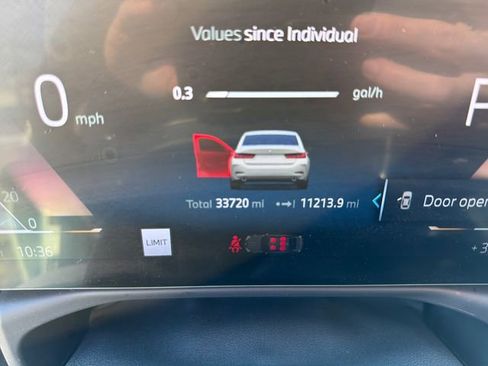 Used 2025 BMW 330i xDrive 330i xDrive image 16