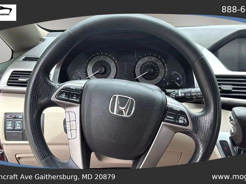 Used 2016 Honda Odyssey SE image 29