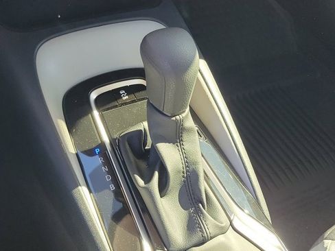 Used 2026 Toyota Corolla LE image 25