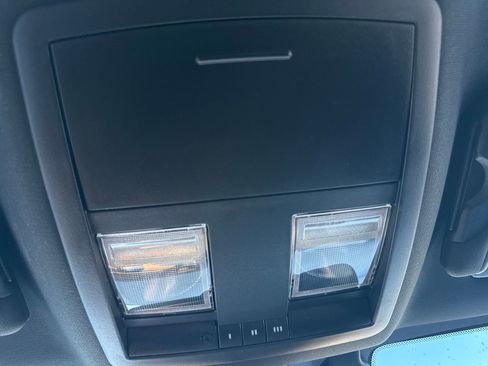 Used 2023 Dodge Challenger R/T w/ Plus Package image 30