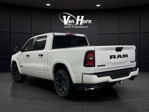 New 2026 RAM 1500 4x4 Crew Cab image 3