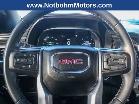 Used 2023 GMC Yukon SLT image 21