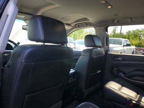 Used 2019 Chevrolet Tahoe LT w/ RST Edition AWD/4WD image 8