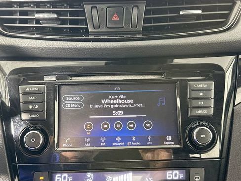 Used 2019 Nissan Rogue Sport SV w/ Technology Package AWD/4WD image 11