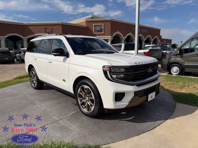 Used 2025 Ford Expedition King Ranch AWD/4WD image 1
