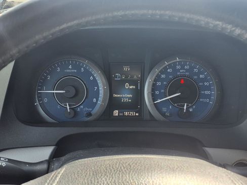 Used 2017 Toyota Sienna XLE Premium image 15