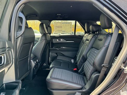 New 2026 Ford Explorer ST-Line w/ ST-Line Street Pack AWD/4WD image 20