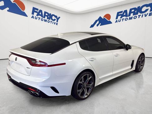 Used 2018 Kia Stinger GT2 RWD image 4