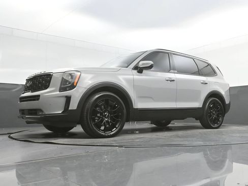 Used 2022 Kia Telluride SX w/ SX Prestige Package AWD/4WD image 45