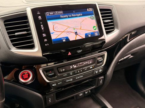 Used 2017 Honda Ridgeline Black Edition image 18