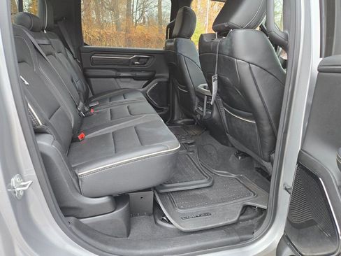 Used 2025 RAM 1500 Limited image 10