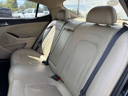 Used 2011 Kia Optima EX w/ Premium Pkg FWD image 12