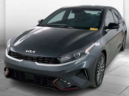 Used 2024 Kia Forte GT-Line image 3