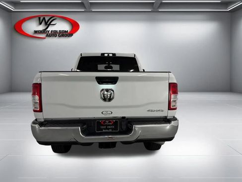 Used 2024 RAM 2500 Tradesman w/ Chrome Appearance Group AWD/4WD image 6