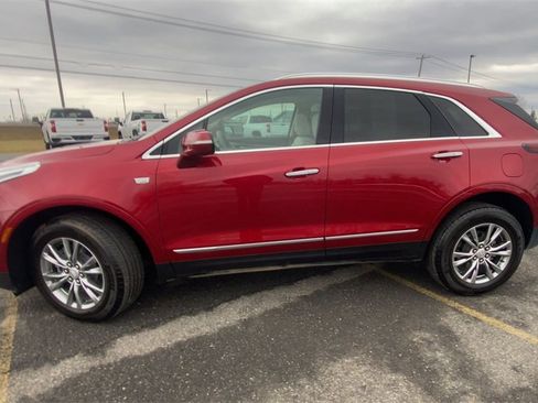 Used 2022 Cadillac XT5 Premium Luxury image 5