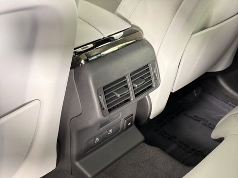 New 2026 Land Rover Range Rover Velar S image 28