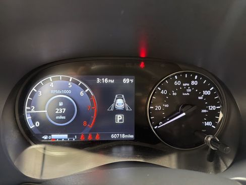 Used 2023 Nissan Kicks SV image 23