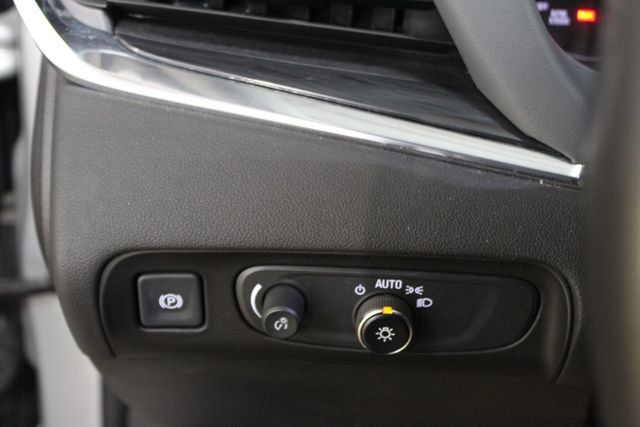 Used 2021 Buick Enclave Essence w/ Sound and Sites Package FWD image 16