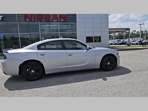 Used 2020 Dodge Charger SXT w/ Driver Convenience Group RWD image 36
