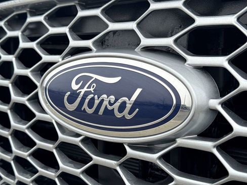 Certified 2023 Ford Edge SEL w/ Convenience Package AWD/4WD image 12