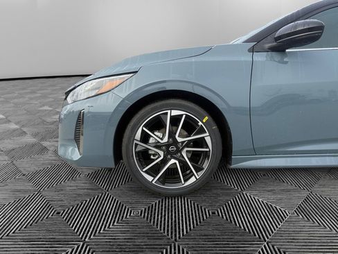 Certified 2025 Nissan Sentra SR w/ SR Premium Package image 38