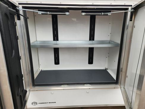 New 2025 Chevrolet Express 4500 w/ Power Convenience Package image 36