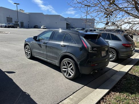 Used 2023 Cadillac XT4 Sport image 4