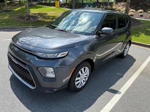 Used 2020 Kia Soul LX FWD image 1
