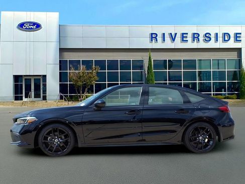 Used 2023 Honda Civic Sport image 4