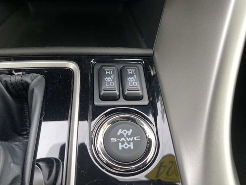 Used 2024 Mitsubishi Eclipse Cross LE image 13