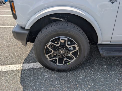 New 2026 Ford Bronco Outer Banks AWD/4WD image 5