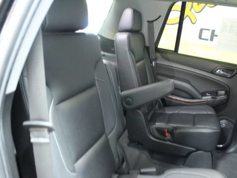 Used 2019 Chevrolet Tahoe LT w/ Z71 Midnight Edition AWD/4WD image 9