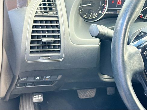 Used 2023 Nissan Armada Platinum w/ Captain's Chairs Package image 11