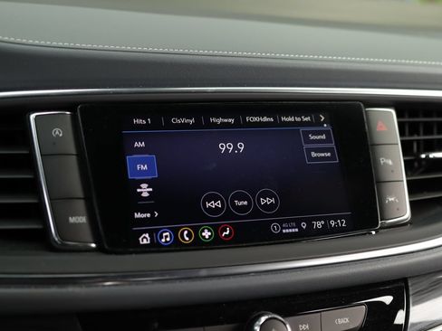 Used 2024 Buick Enclave Essence w/ Sport Touring Edition FWD image 12